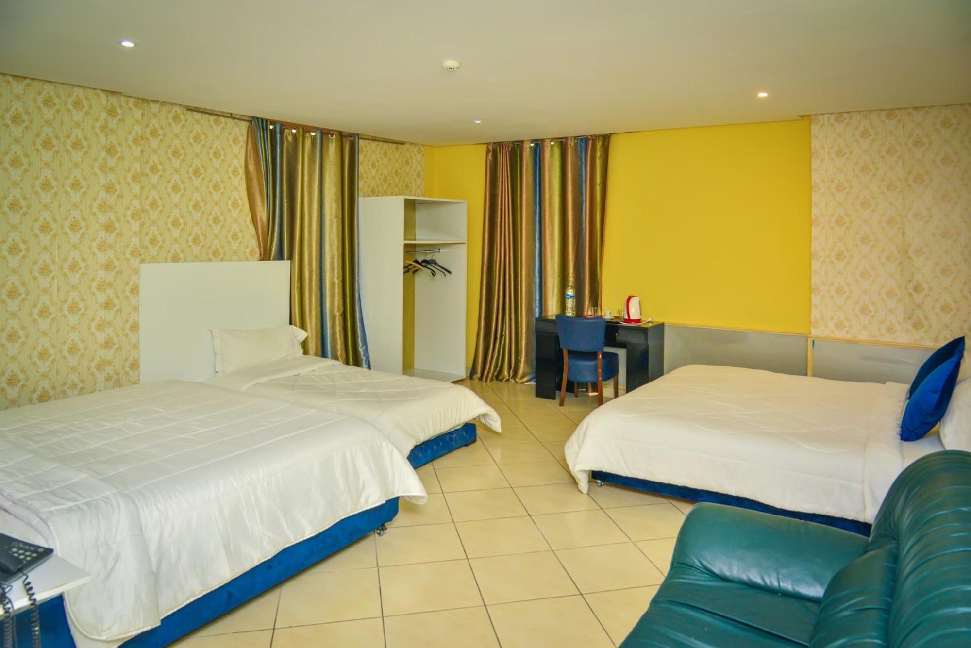 Free Zone Hotel Gzennaïa エクステリア 写真