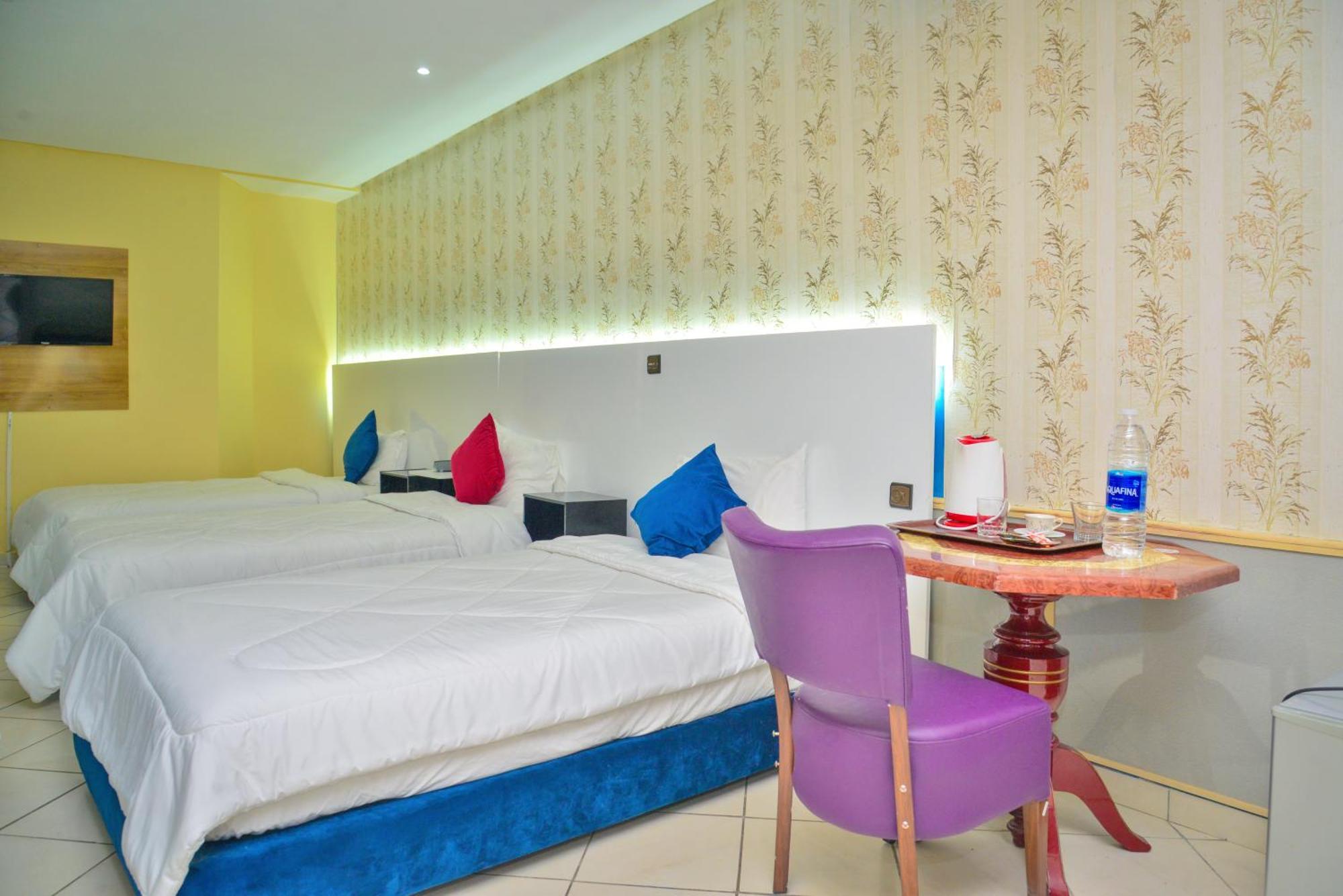 Free Zone Hotel Gzennaïa エクステリア 写真