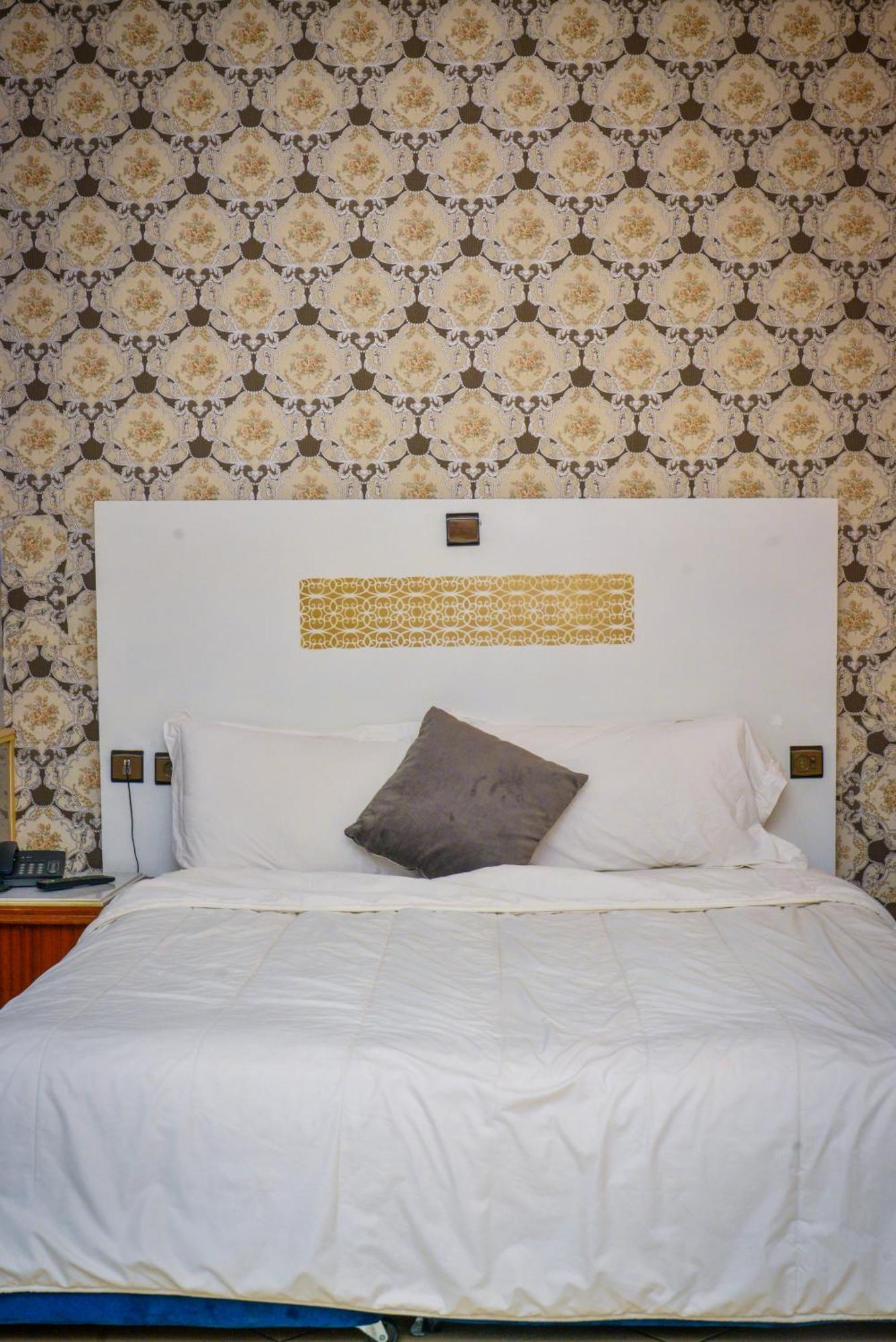 Free Zone Hotel Gzennaïa エクステリア 写真