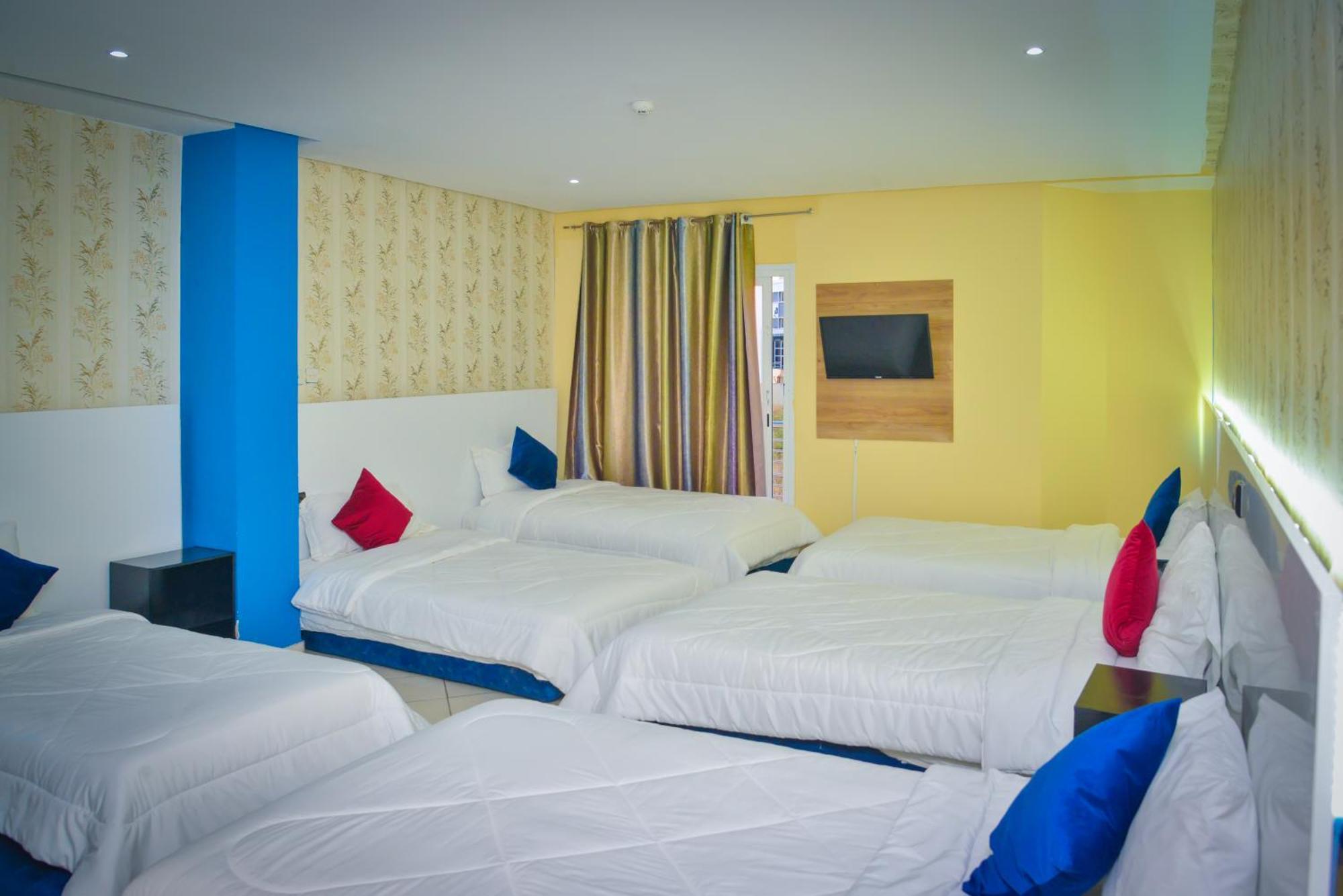 Free Zone Hotel Gzennaïa エクステリア 写真