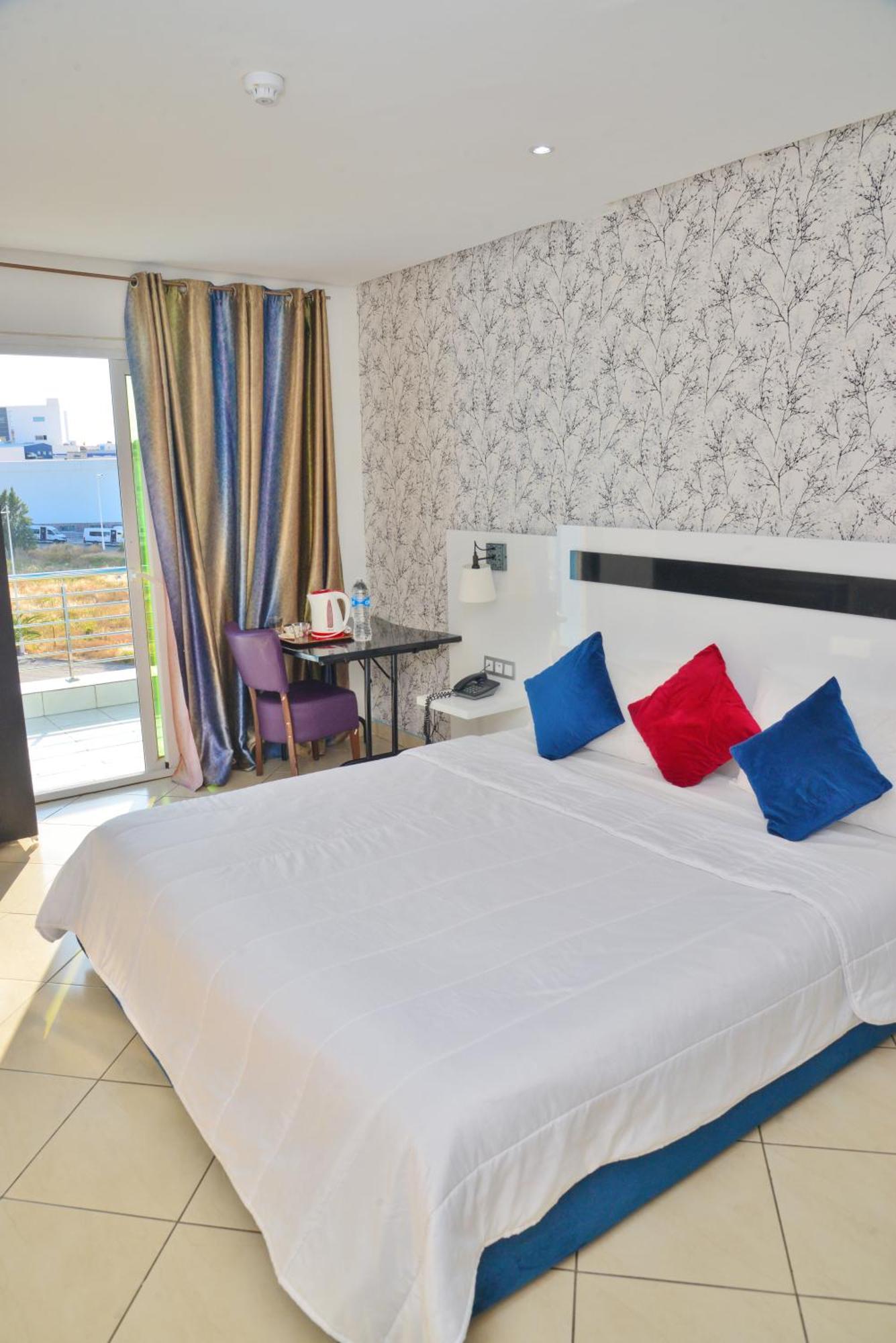 Free Zone Hotel Gzennaïa エクステリア 写真