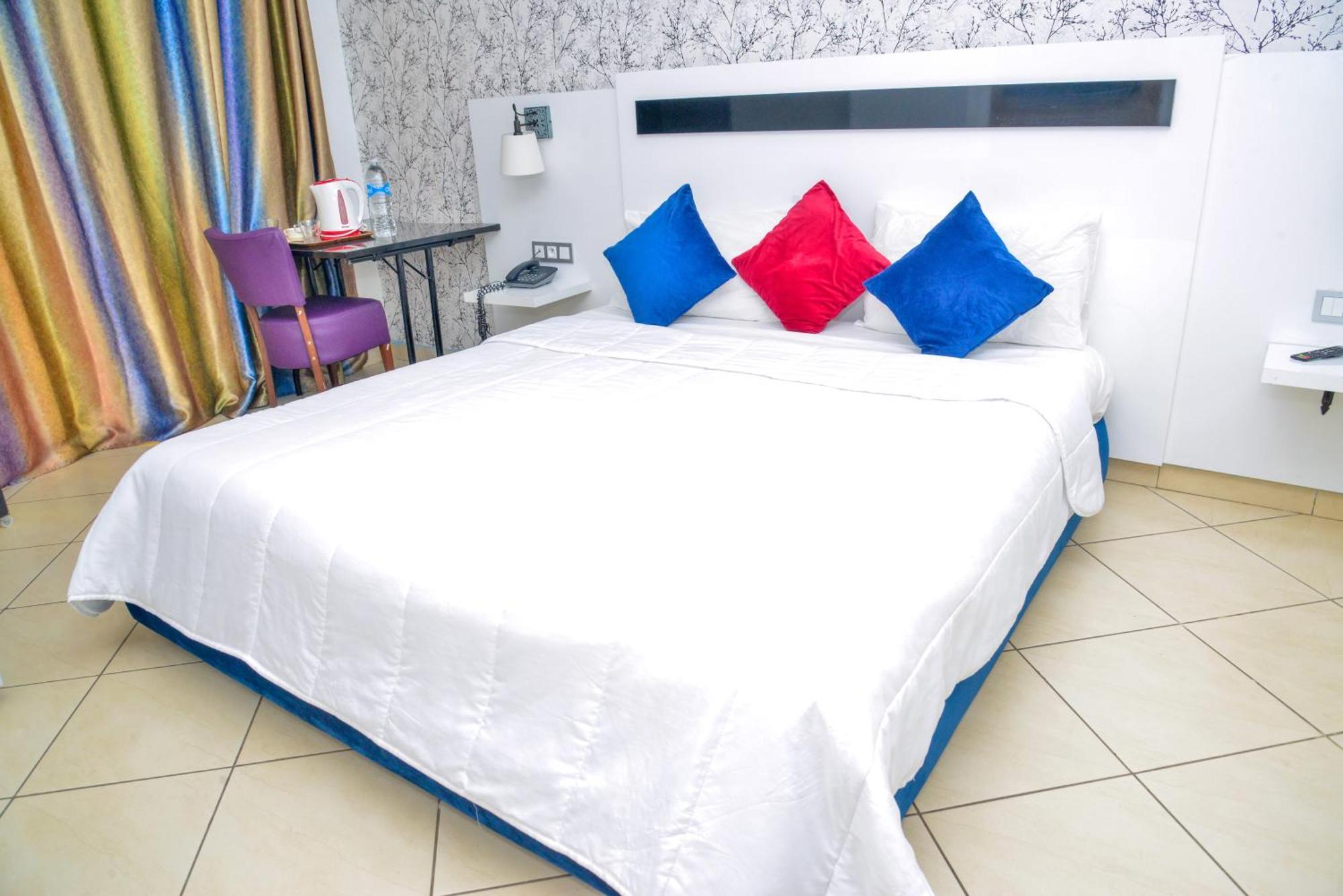 Free Zone Hotel Gzennaïa エクステリア 写真